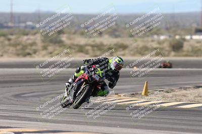 media/Jan-15-2026-Racers Edge (Thu) [[dfebeb70ab]]/3-B Group/Session 2 (Turn 11)/